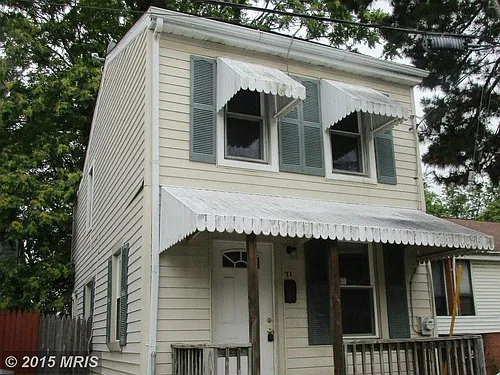 71 Pleasant St Photo 1