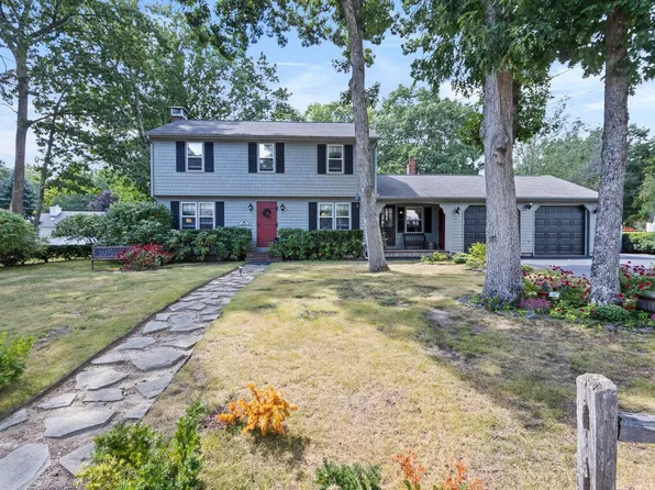 12 Waco Drive, Biddeford, ME 04005
