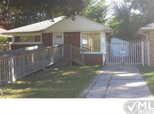 19420 Lahser Rd, Detroit, MI 48219