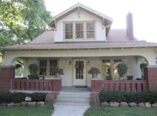 912 Ashland Ct, Saint Joseph, MO 64506