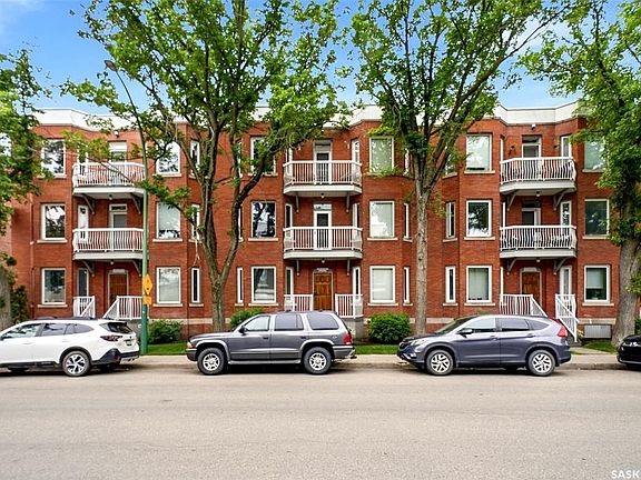 2nd image of UNIT 305-2925 14th AVENUE
