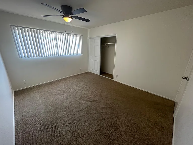 1517 Princeton St — Photo 14