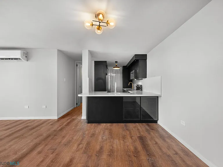 355 Calle Galileo #11L — Photo 8