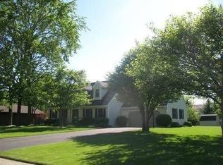 2417 Foxbury Ln, Findlay, OH 45840