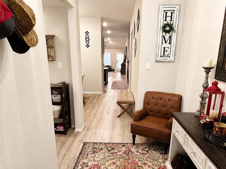 7603 Euros Ln — Photo 2