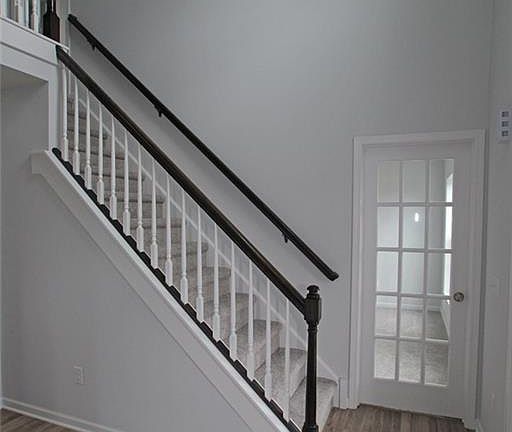 3rd image of 213 Blue Mountain Dr