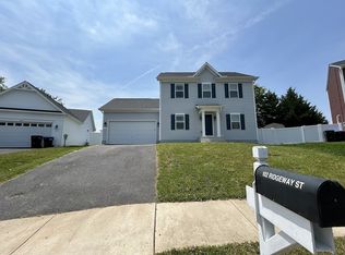 102 Ridgeway St, Fredericksburg, VA 22401