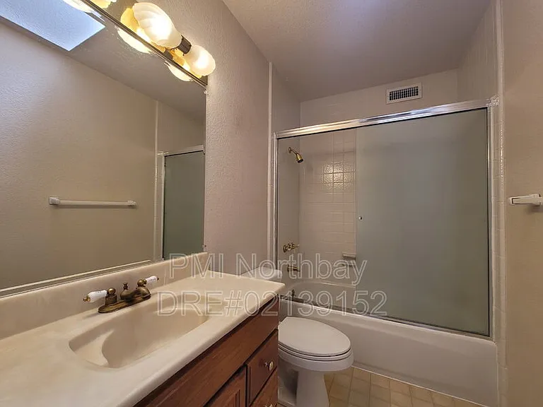 2842 Vista Grande — Photo 17