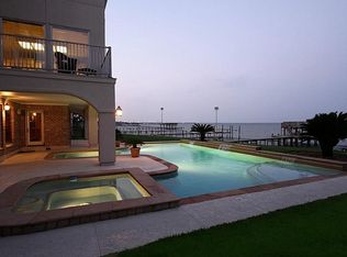 2427 Crescent Dr, La Porte, TX 77571