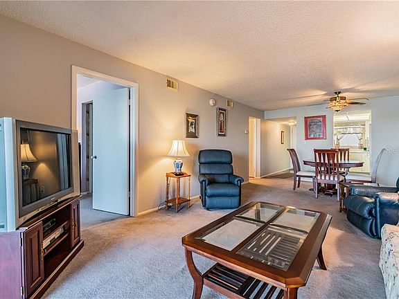 5th image of 3643 Lake Bayshore Dr #414