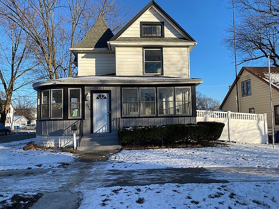 2nd image of 396 N Grand Ave