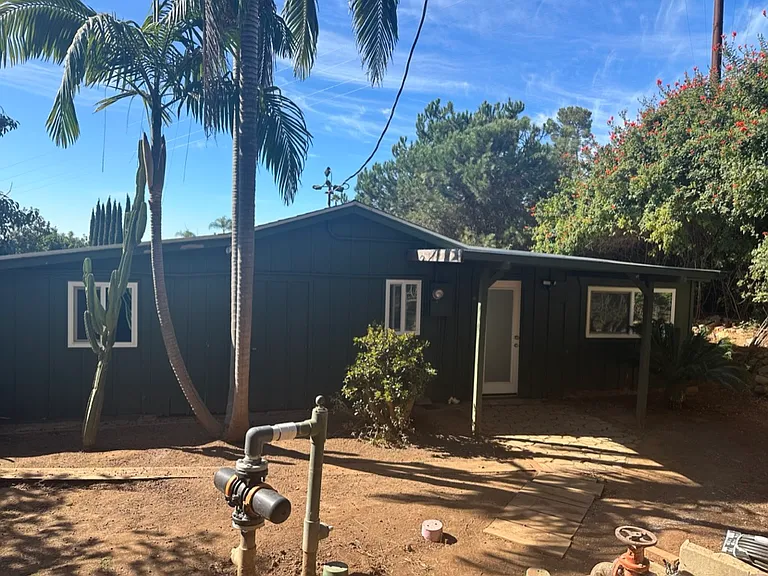 648 Ora Avo Dr — Photo 1
