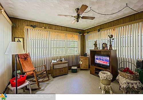 4th image of 3305 SW 20th Ct