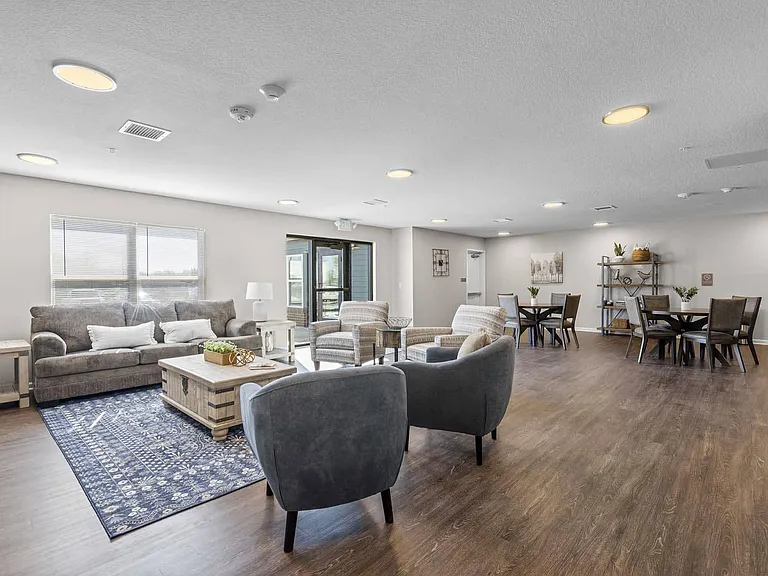 Chandler Pointe Senior Living — Photo 15