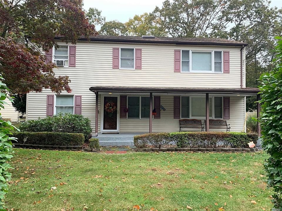 1st image of 55 Carlton Dr E