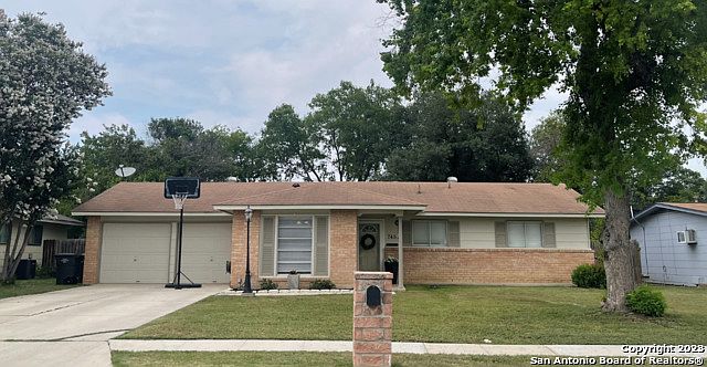 1st image of 7451 Stonehouse Dr