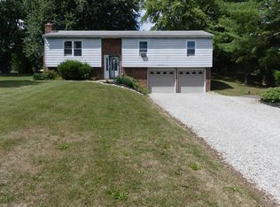 5222 Deeds Rd SW, Pataskala, OH 43062