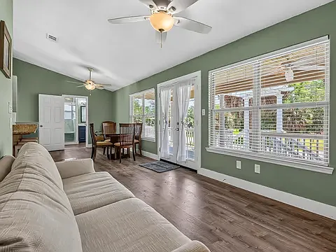 111 Forbes St — Photo 4