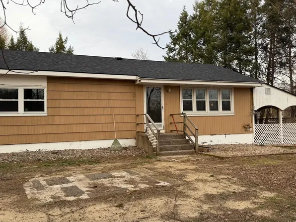 34 Brook St, Bristol, CT 06010