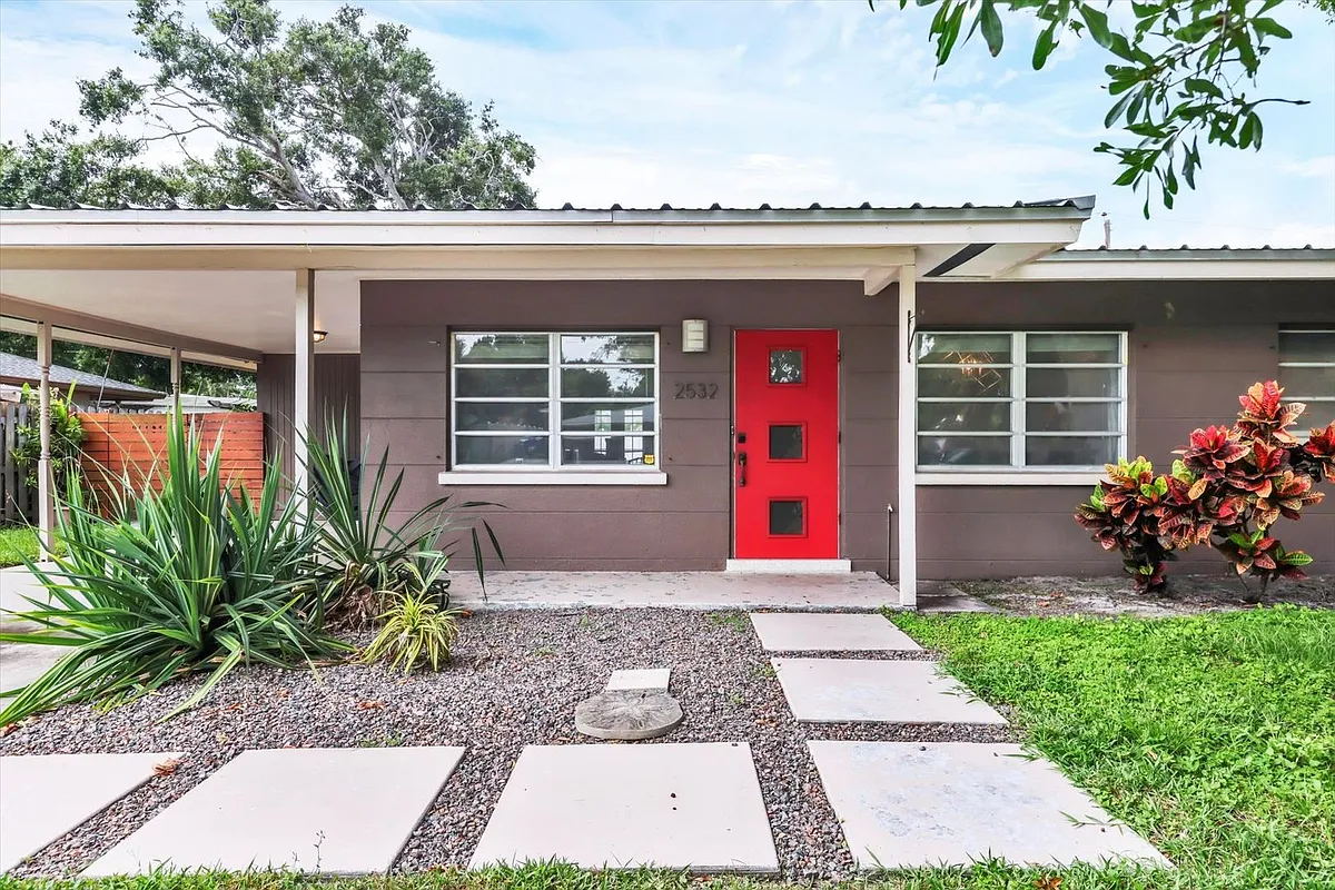 Building Photo - 2532 Belvoir Blvd