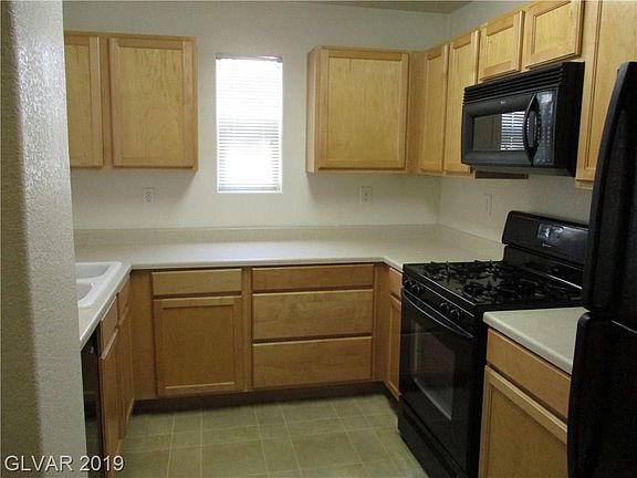 4th image of 9210 Hollander Ave #0