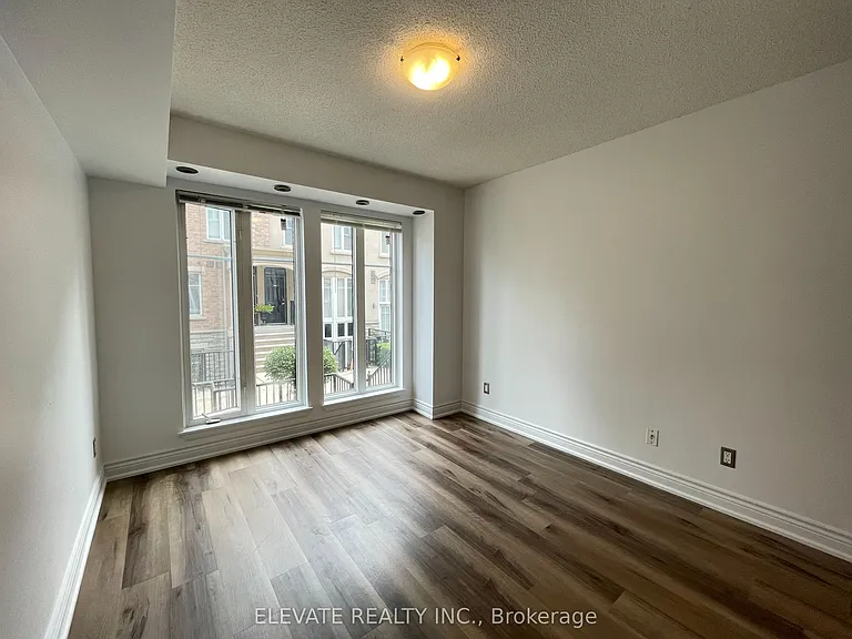 42 Western Battery Rd #706 — Photo 13