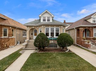 6135 W Fletcher St, Chicago, IL 60634