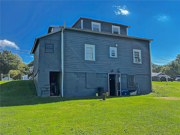 2nd image of 14739 Baldwin St