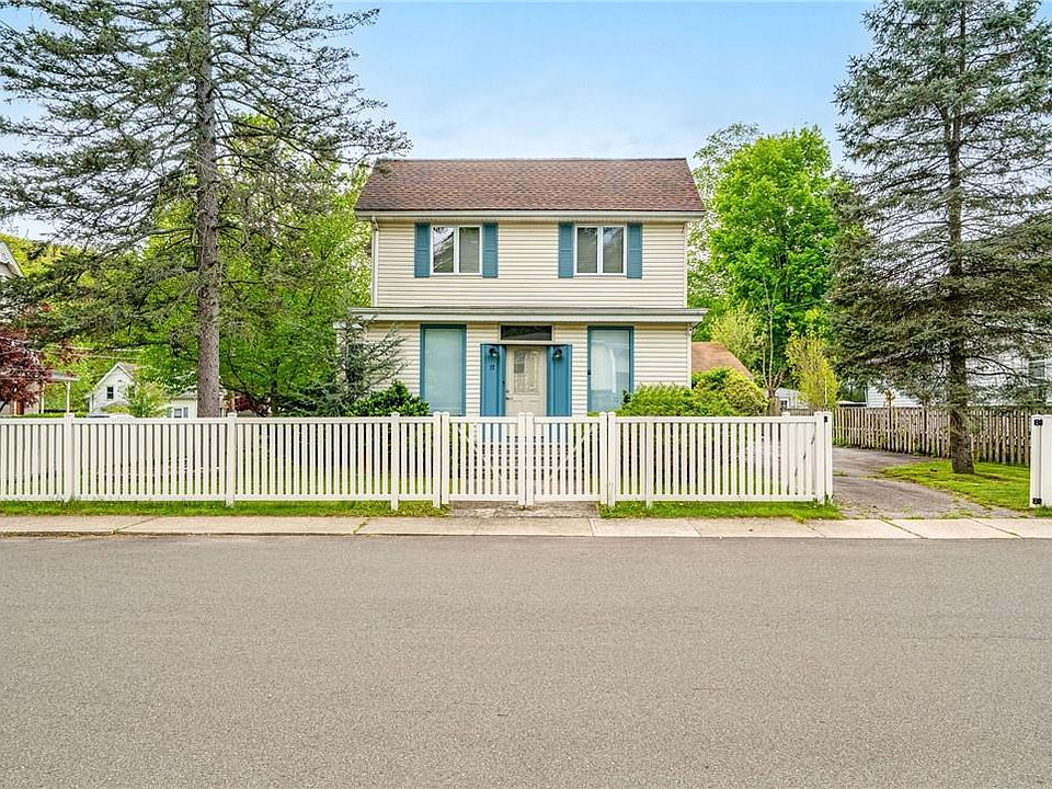 1st image of 17 Mountain Avenue