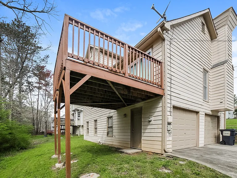 3106 Calumet Cir NW — Photo 23