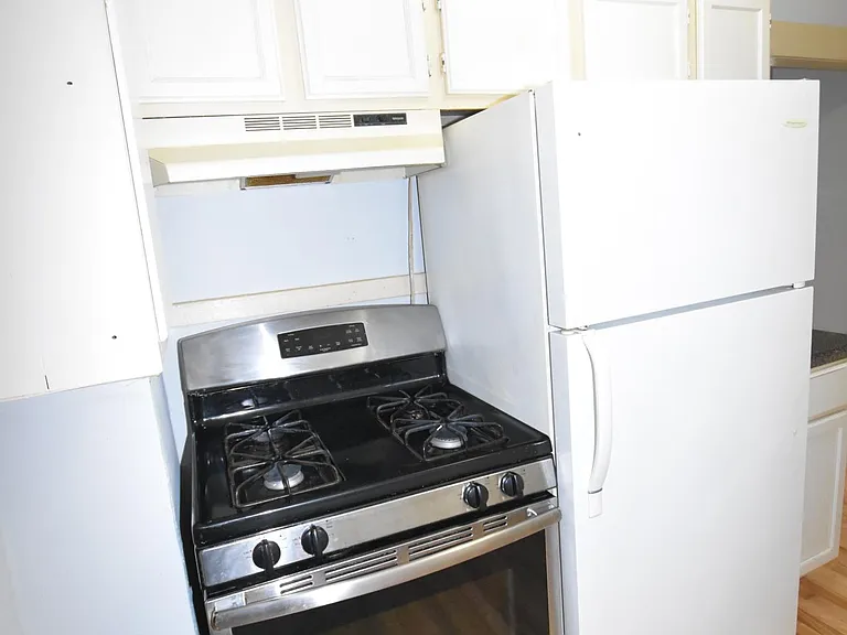 457 Talma St #2 — Photo 4