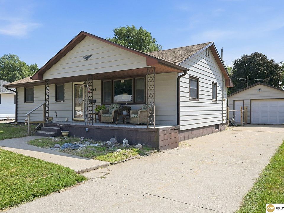 1st image of 734 N 15th St