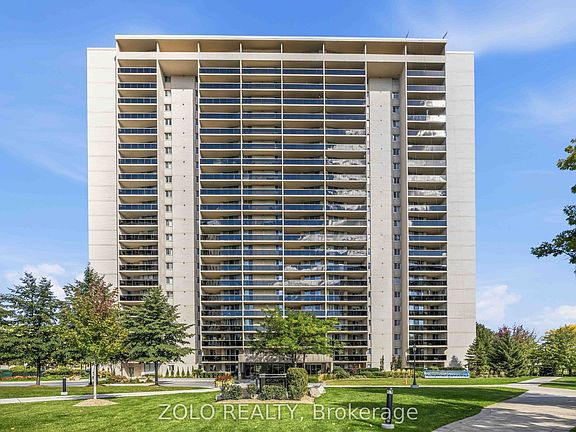 2nd image of 812 Burnhamthorpe Rd #2003