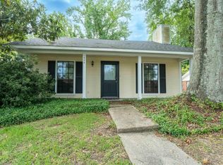 1326 Bullrush Dr, Baton Rouge, LA 70810