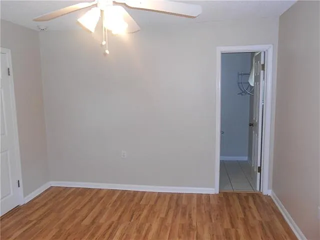 214 W Hickory St — Photo 20