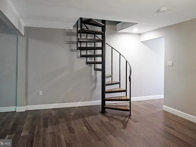27 W Azalea Ln — Photo 9