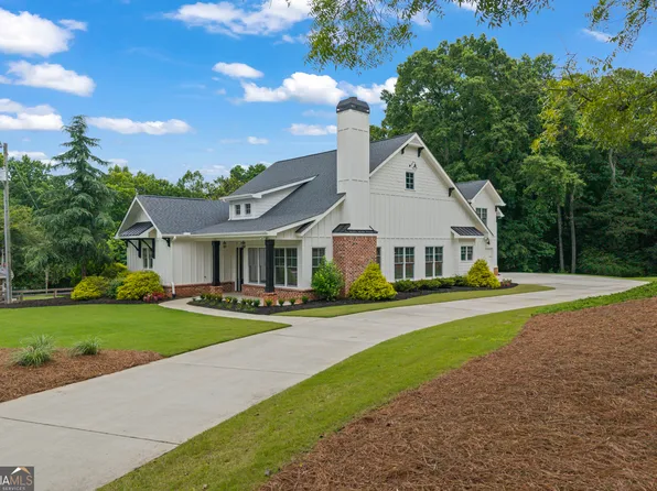3223 Holbrook Campground Rd, Alpharetta, GA 30004