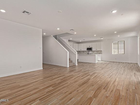 4th image of 23393 W WINSLOW Avenue