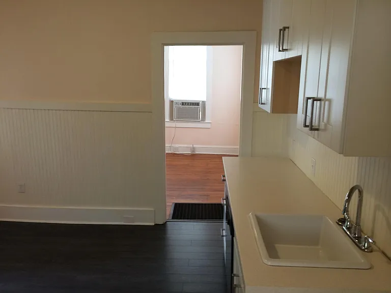 643 Lakeland Dr #3 — Photo 5