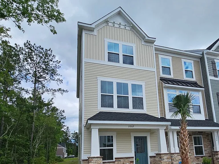 200 Yam Dr #F — Photo 1