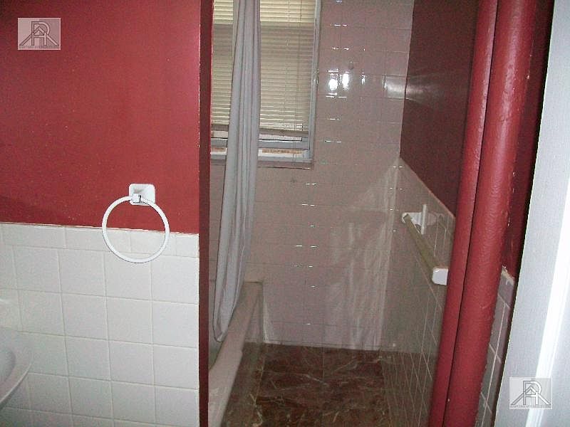 1st image of 15 Scottfield Rd APT 2
