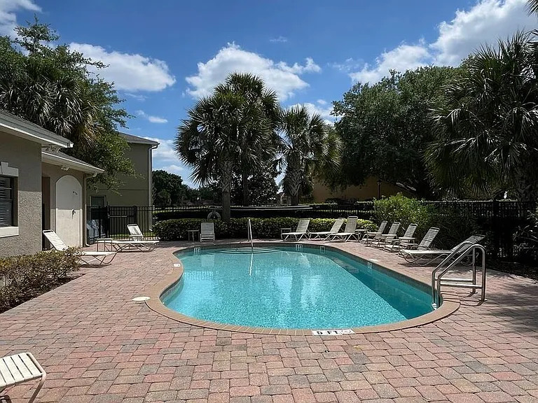 1045 Palma Verde Pl — Photo 36