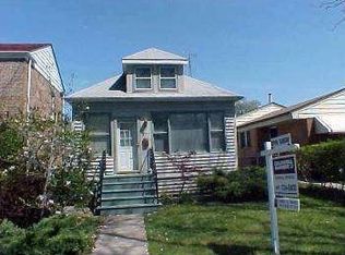 1829 Laurel Ave, Evanston, IL 60201