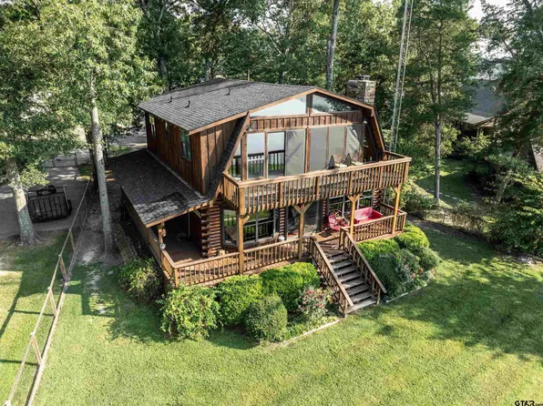 374 E Sycamore Ln, Murchison, TX 75778