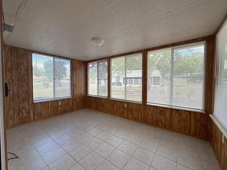 8942 SW 109th Ln — Photo 13