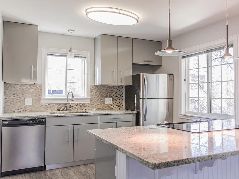2401 Walnut St #6 — Photo 11