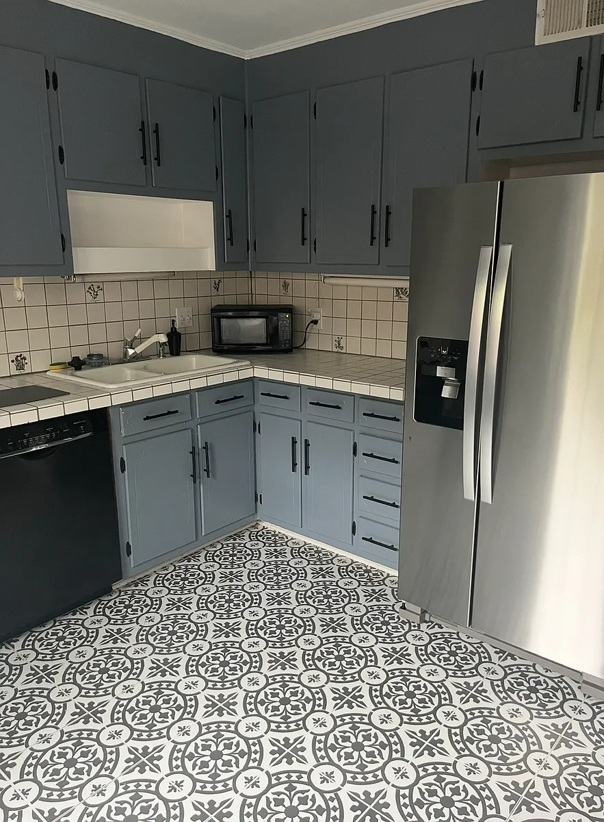 Building Photo - 1300 Larchmont Pl #201