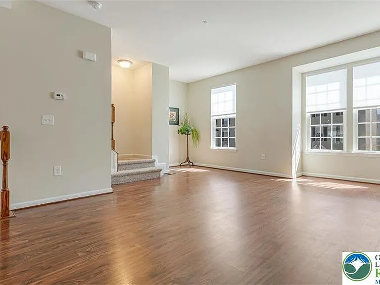 10 White Rose Ln — Photo 13