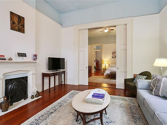 3rd image of 2109-11 Chartres St