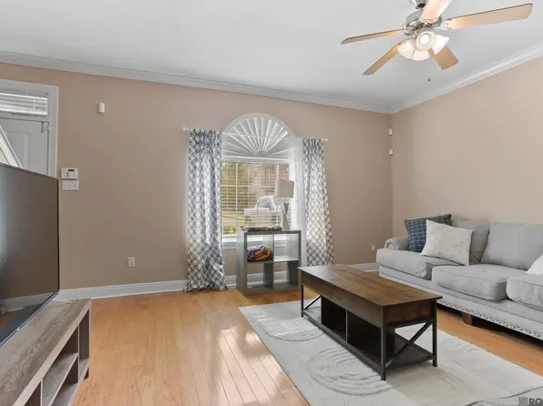 5257 Arlington Ct, Baton Rouge, LA 70820